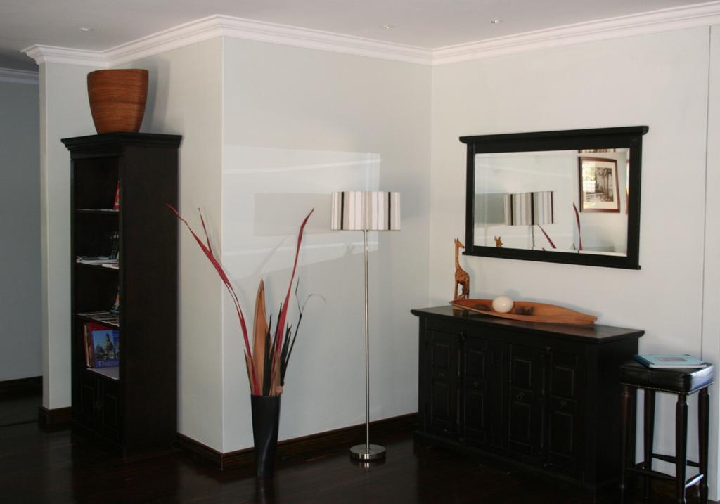 Keren'S Vine Guesthouse Stellenbosch Luaran gambar