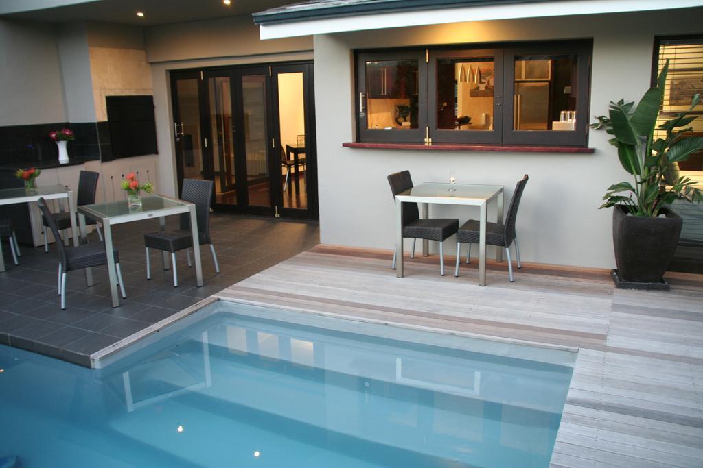 Keren'S Vine Guesthouse Stellenbosch Luaran gambar
